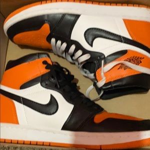 Shattered backboard jordan 1